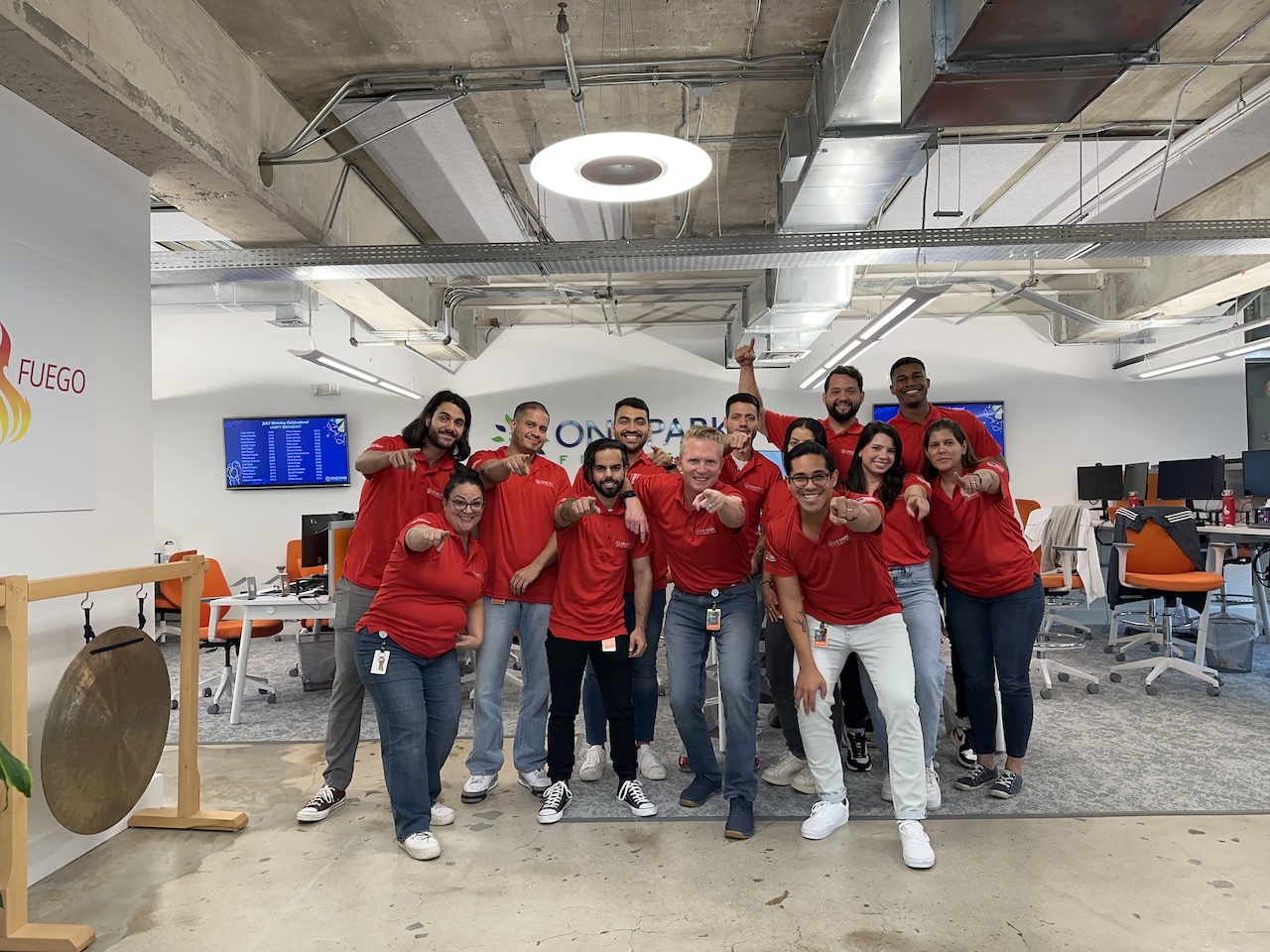 Grovies on their new Fuego Red attire!