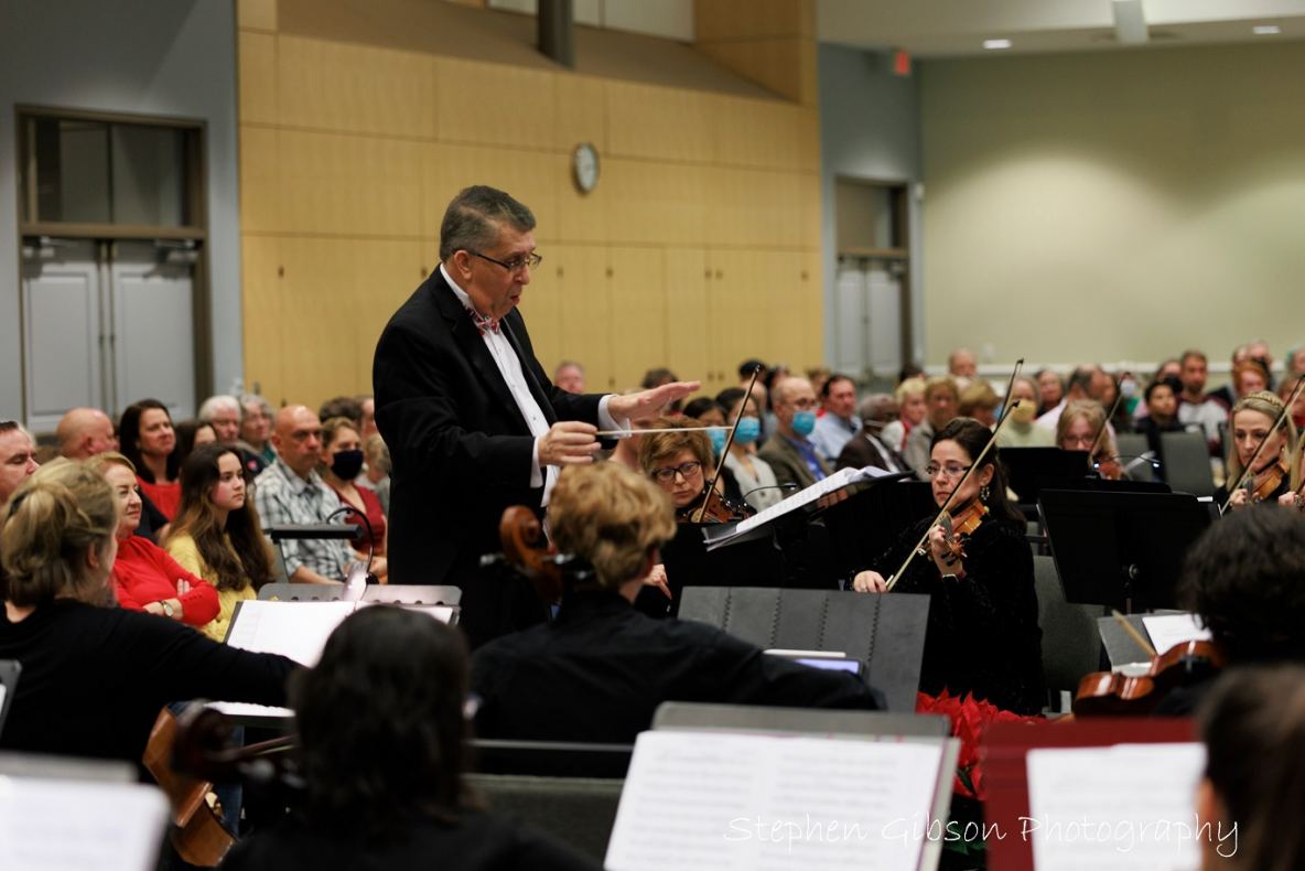 LKN Phil, Eduardo Cedeño, Conductor