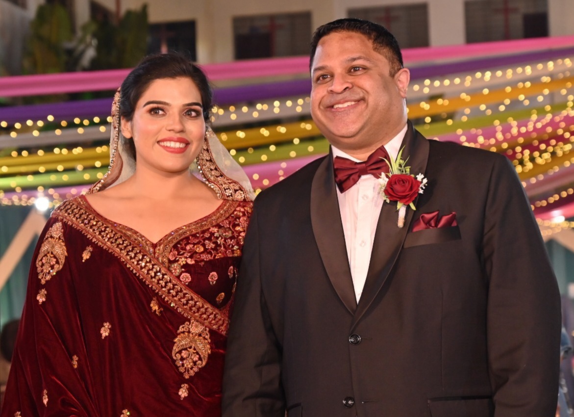 Michael Thomas & Praisey Thomas, née Yesudas